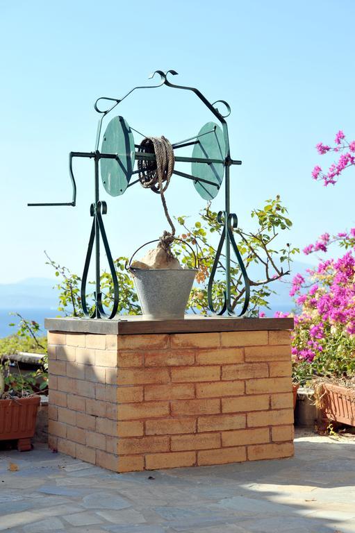 Hydra Erato Villa