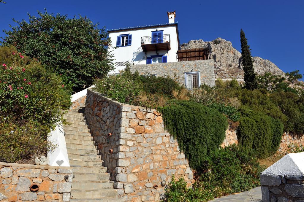 Hydra Erato Villa